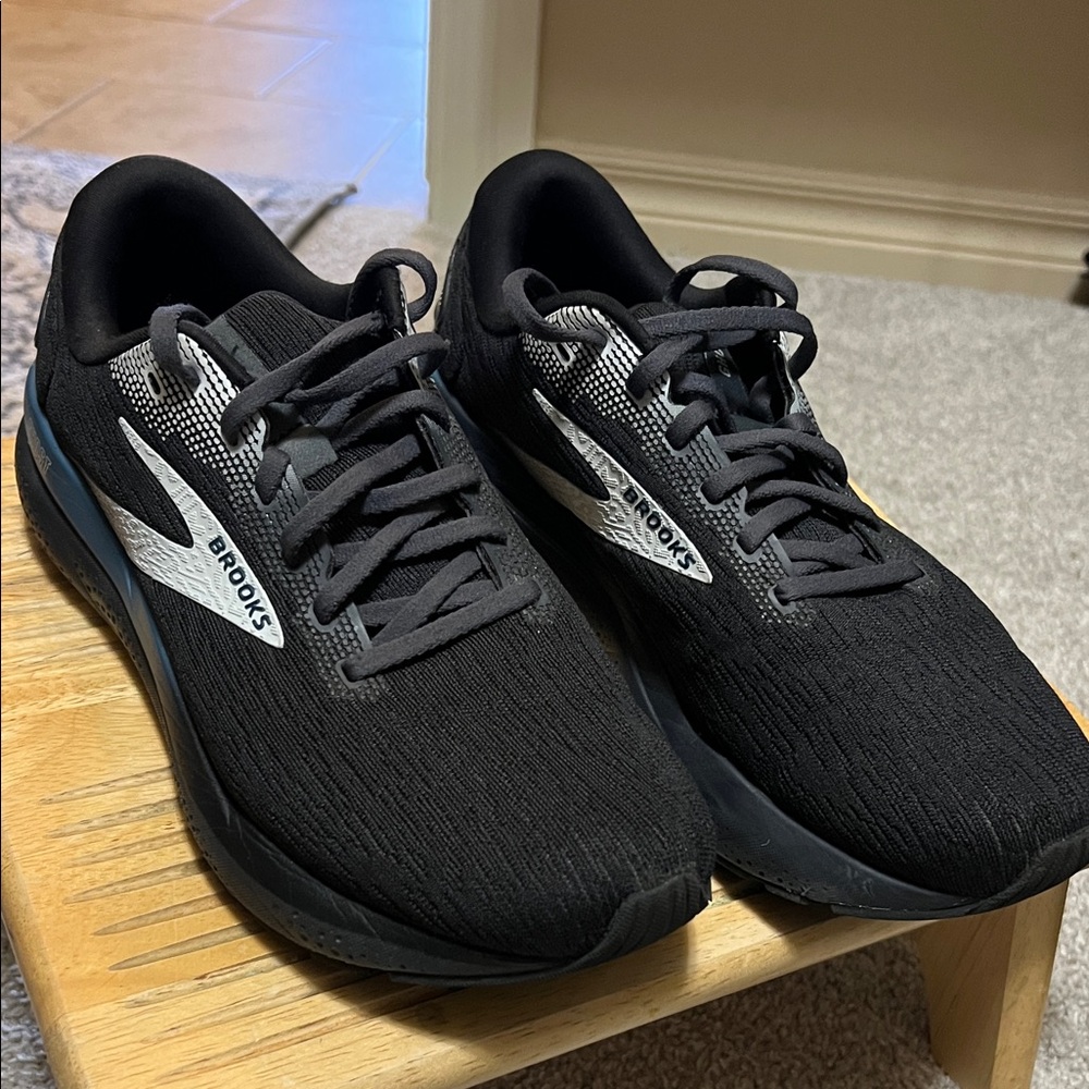 Brooks Black Athletic Shoes
